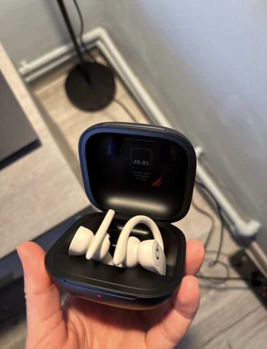Nou - Powerbeats Pro