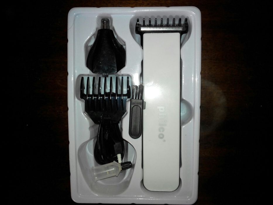 Триммер для стрижки головы и стильного бритья бороды,усов, ушей и носа