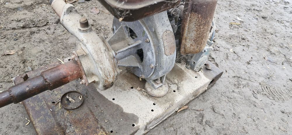 Мотопомпа  бензопомпа