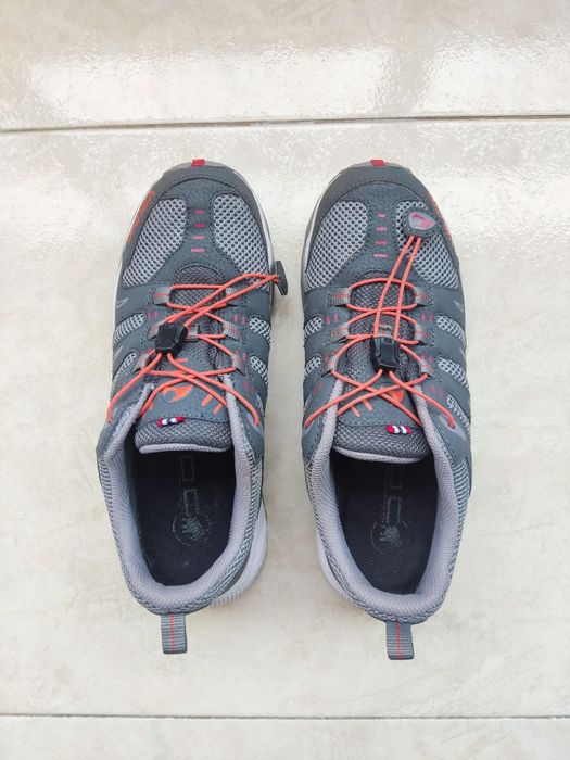 Туристически обувки номер 39