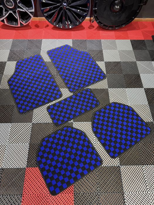 Универсальные коврики JDM клетка