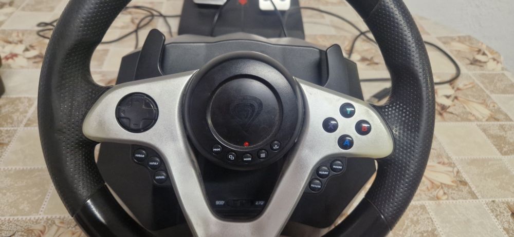 Волана за игриПродавам волан GENESIS SEABORG 400 – отличен избор за лю