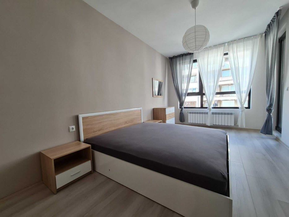 Дава се под наем Двустаен апартамент в София, Банишора - 75 кв.м за 474.3 € - Снимка #1