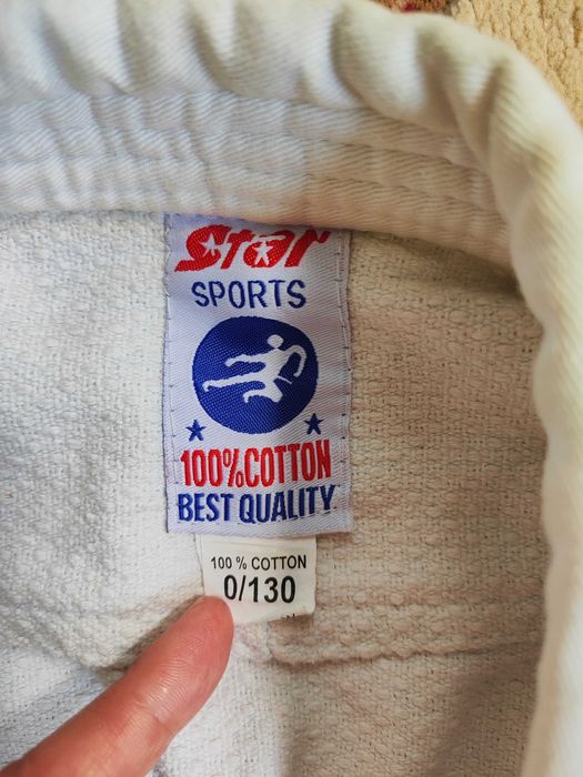 Спортивные костюмы