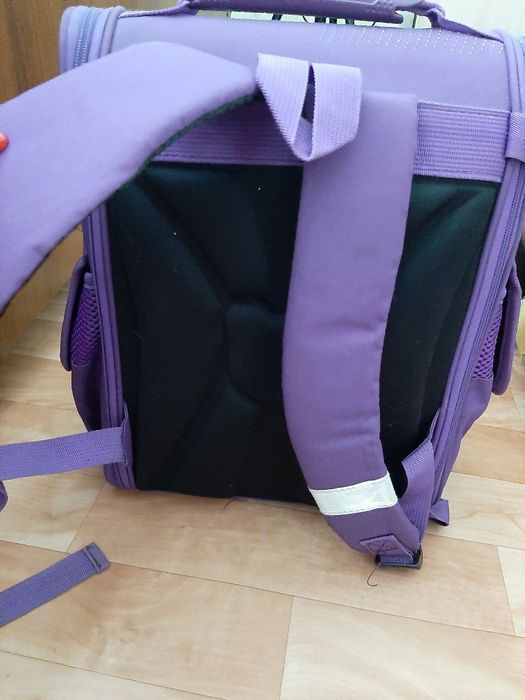 Продам рюкзак(ранец)