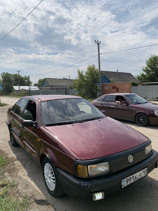 Продам фольц Пассат б3 1.8 моник