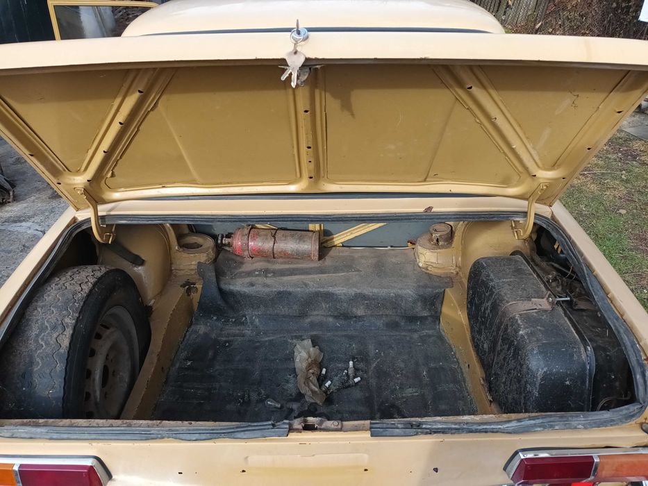 Продавам ваз 2101