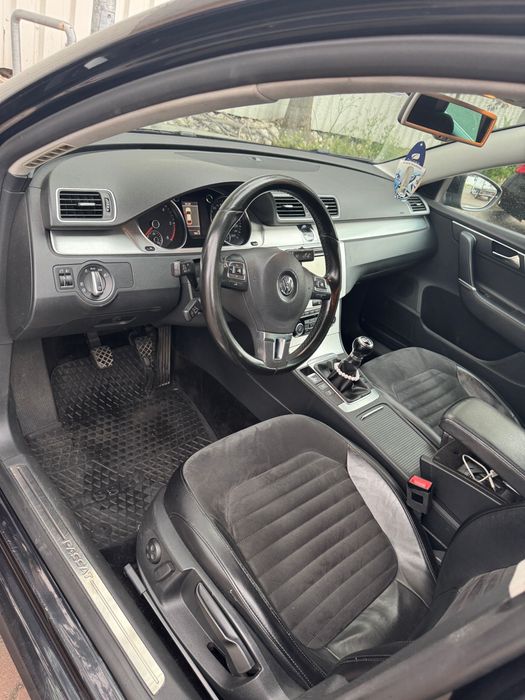 VOLKSWAGEN Passat 2012 — imagine 4