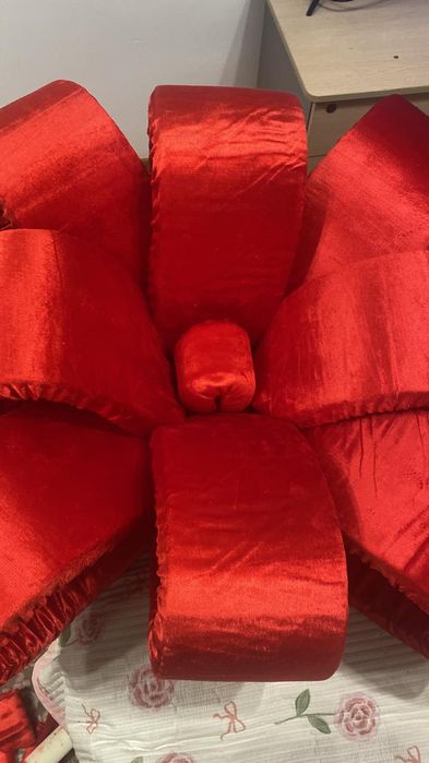 Продаётся подарочный бант на машину