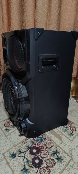 Продам мощную колонку LG XBOOM CJ98