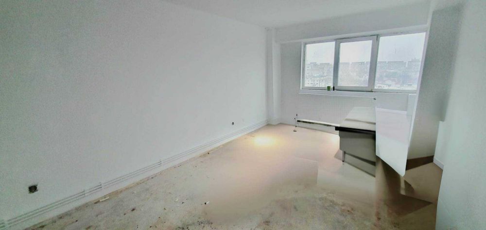Vanzare apartament zona MICRO 17