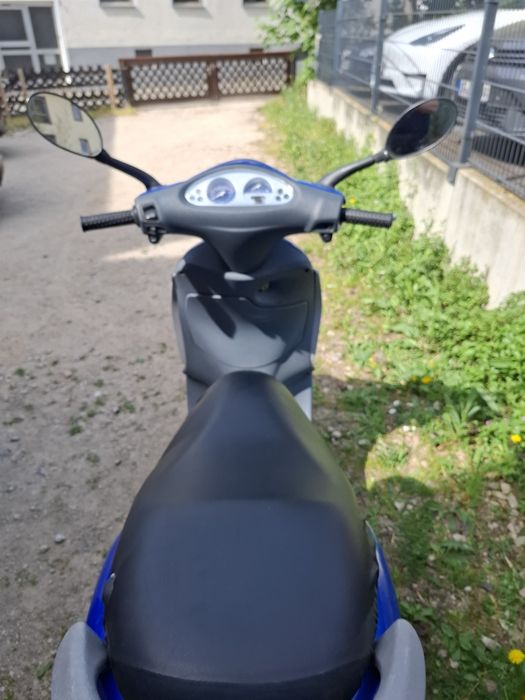 Vând scuter Piaggio Fly 50 4t