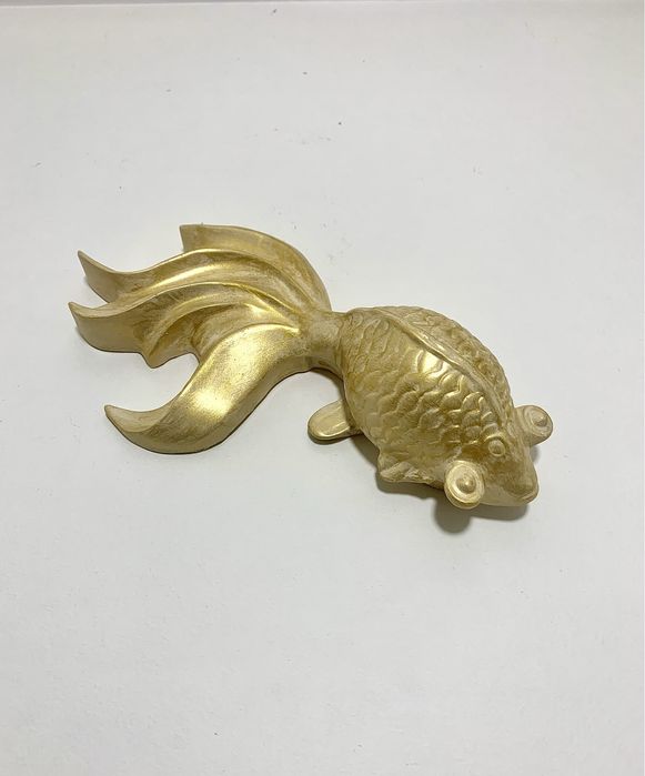 Статуэтки ручной работы