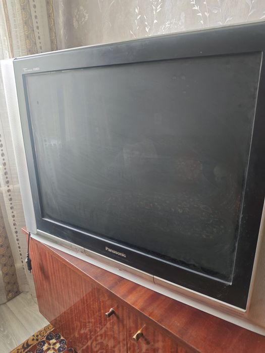 Продам телевизор