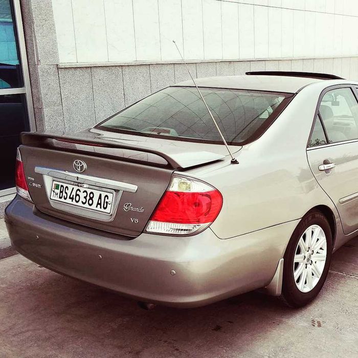 Фонарь задний Камри 35 Camry 35