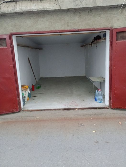 Garaj de vanzare zona centrala str Manastirii, garaj nr9