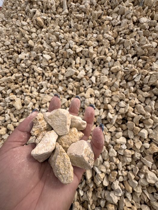 Piatra concasata/ piatra decorativa