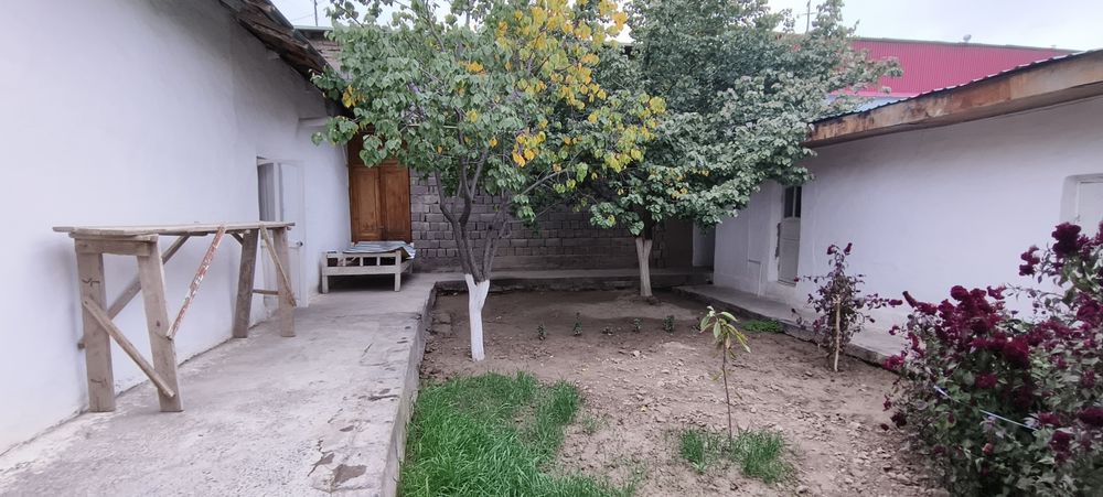 Продаётся дом 6 соток кадастр имеется