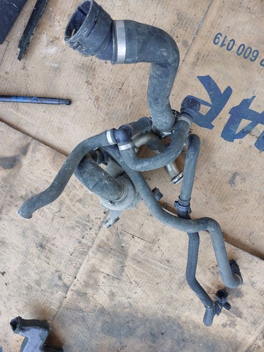 Термостат с маркучи Bmw n55 e92 e93 335i 306кс бмв е92 е90