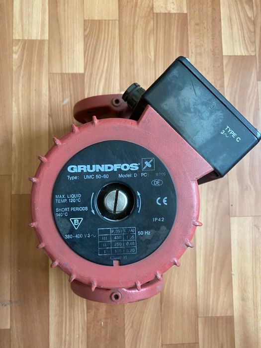 Насос Grundfos насос