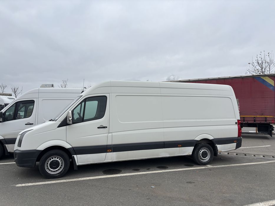 Inchiriez duba frigorifica cu lift 4 - 5 -6europaleti / 6 cărucioare