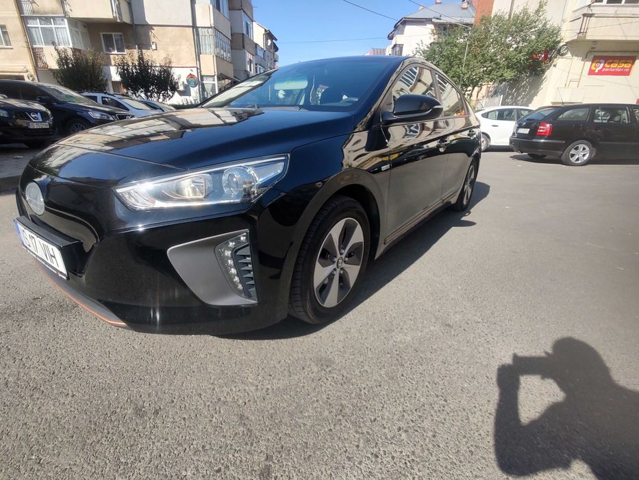 Hyundai Ioniq full Electric full opțion type AE. 120 CP. 2018