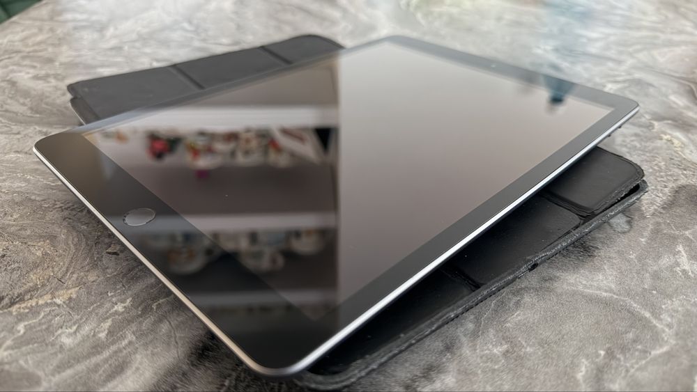 Apple iPad 7 (2019) – 32GB Wi-Fi