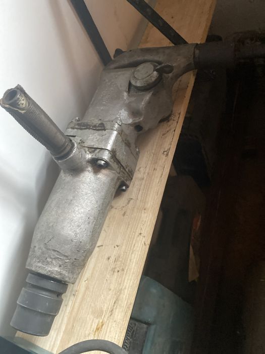 Cheie cu impact electrica si pneumatica