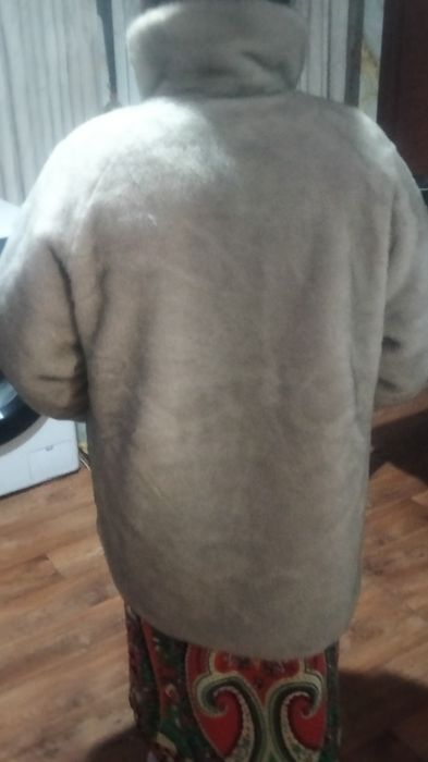 Продам дубленку двухстороннюю