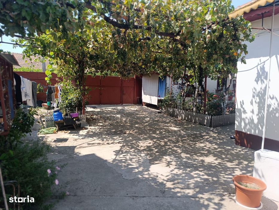 Casa Brestei/Cimitir centrala/garaj,deschidere 22mp,toate utilitatile