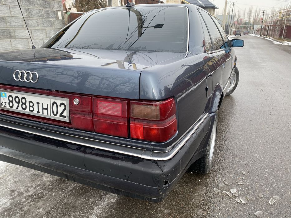 Продам Ауди 100