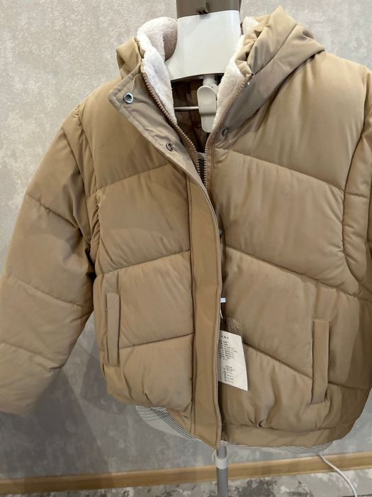 Куртки, пуховики, верблежкт