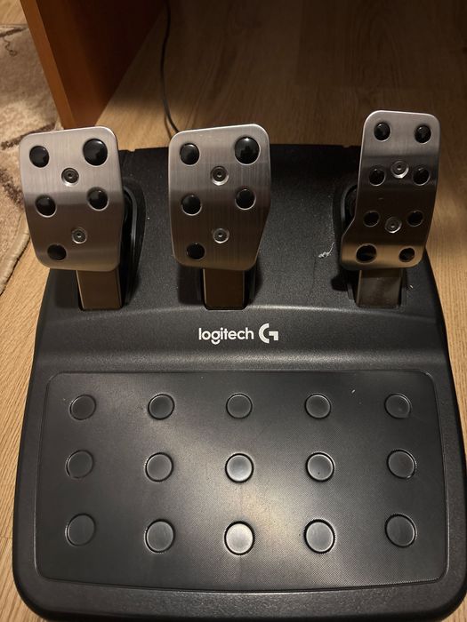 Волан Logitech 29,педали,скоростен лост