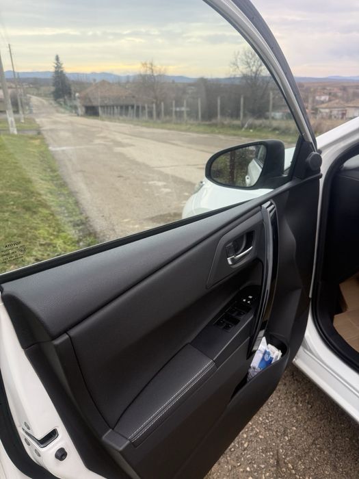 Toyota Auris 1.8 HYBRID