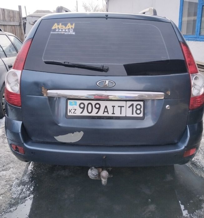 Продам Приору 2 .