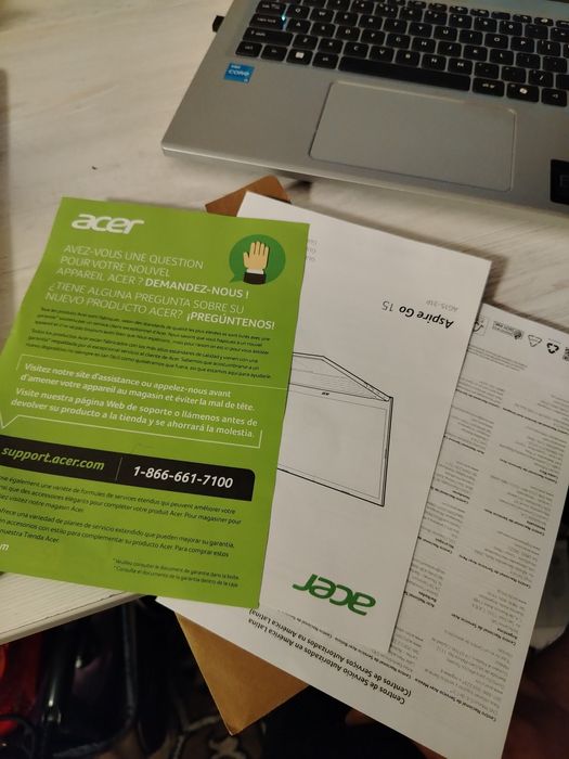 Acer noutbuk deyarli yani