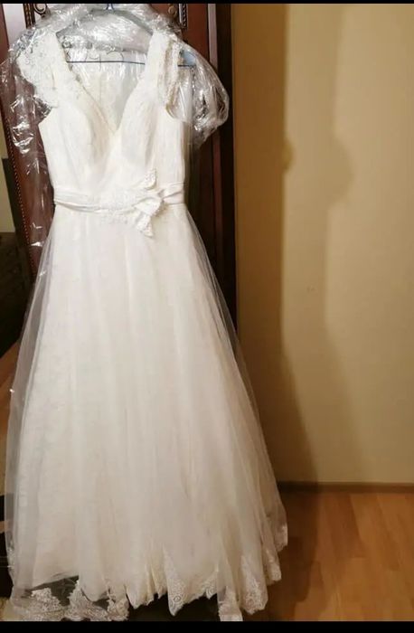 Rochie de mireasa  model Celeste culoare Ivory