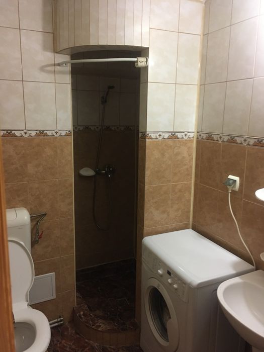 Propietar inchirierez garsoniera ultracentrala i