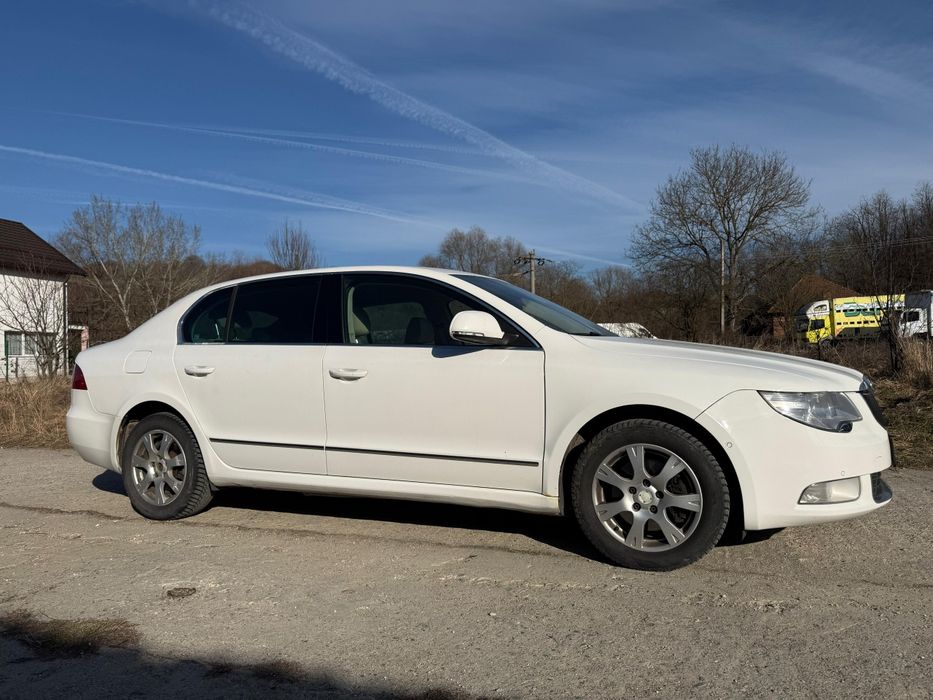 Vand/Schimb Skoda Superb 2011