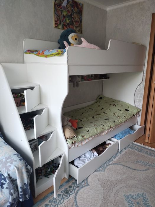 Двухъярусная подростковая кровать