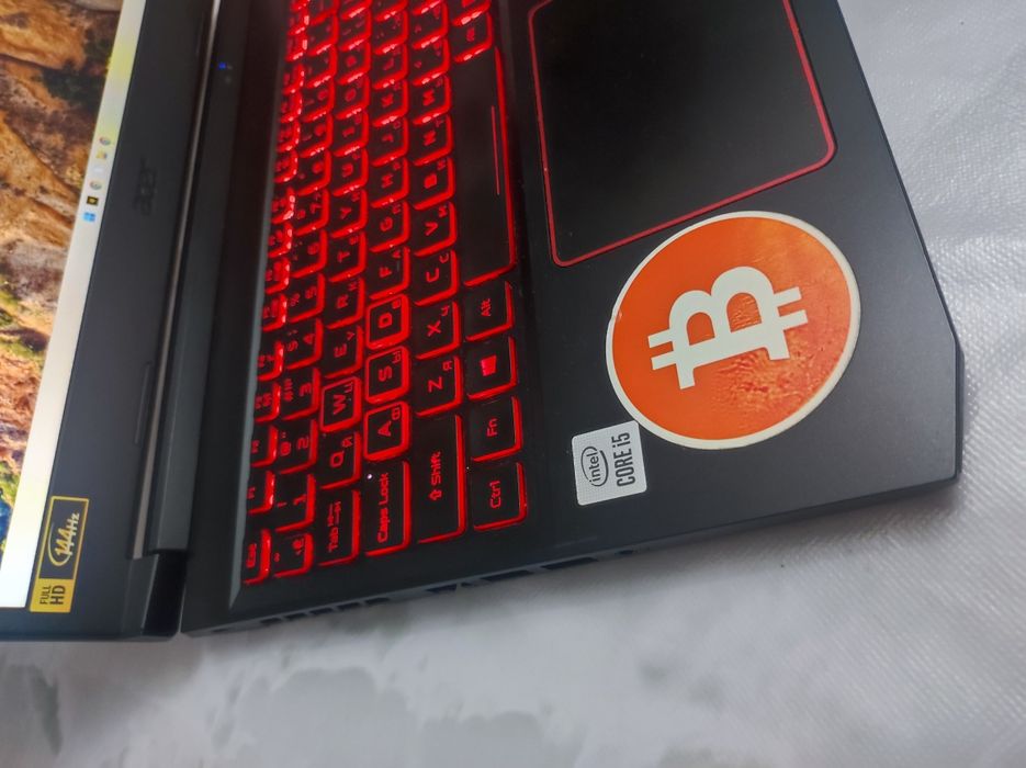 Acer Nitro GAMiNG i5 ozu 24gb SSD 256gb HDD 1tb noutbuk notebook