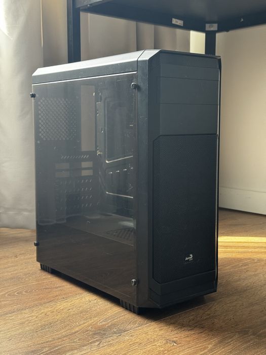 Корпус AeroCool Aero-500