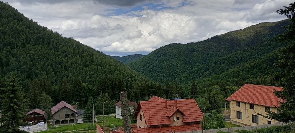 Vând teren în stațiunea Râușor!