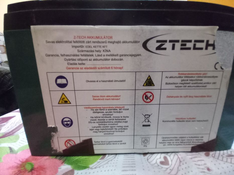 Doru vind acumulatori și 2 încărcătoare unul de 36v și de 48v