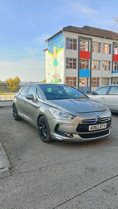 Citroen DS5  2.0 HDI  Interior Piele + masajTrapa+panoramic/Dubluclima