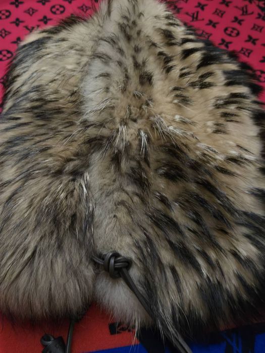 DSQUARED2 оригинален нов дамски елек от ракун