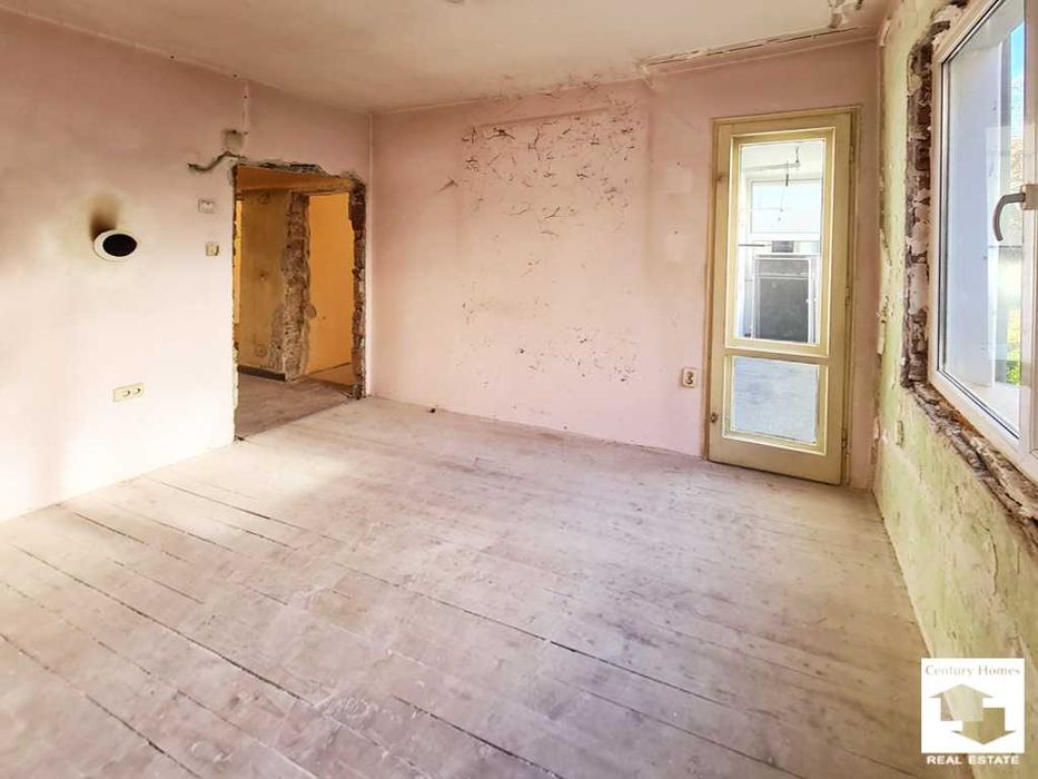 104980 ЕКСКЛУЗИВНО! Апартамент с 3 спални и гараж в кв. Акация