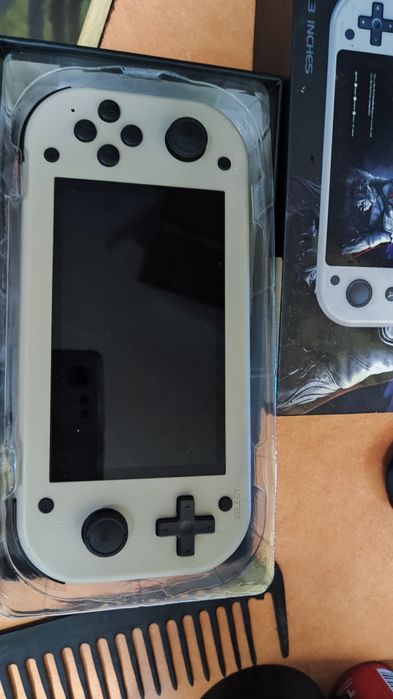 PSP модель M17...