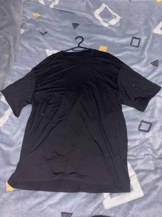 Tricou Negru cu pietricele L nou