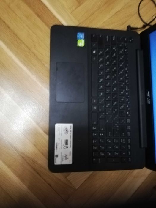 Лаптоп Asus X555SJ
